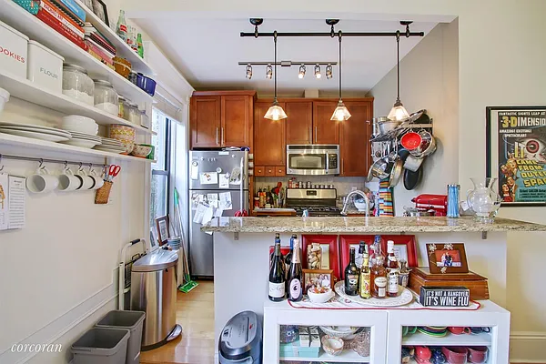 Rented by Corcoran | media 7