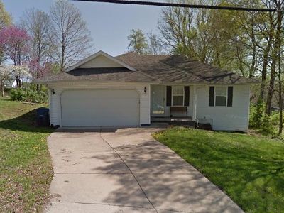 402 E Oak St, Ozark, MO, 65721