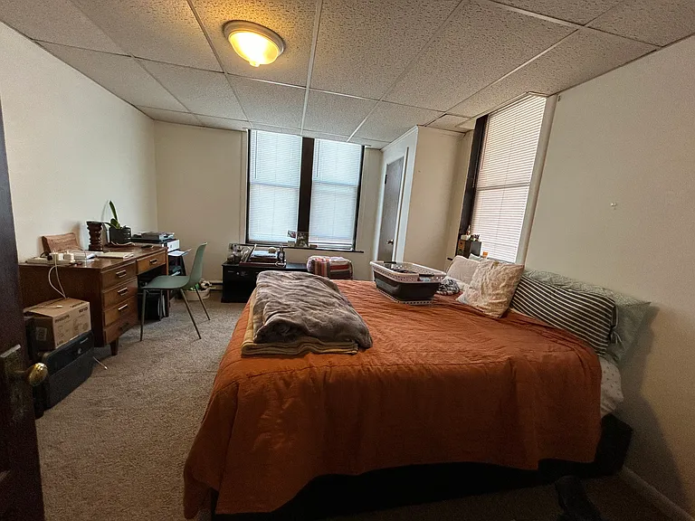 23 N Poplar St #101 — Photo 7