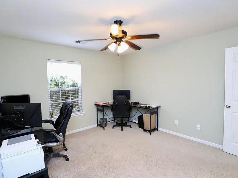 1733 Benelli St — Photo 37