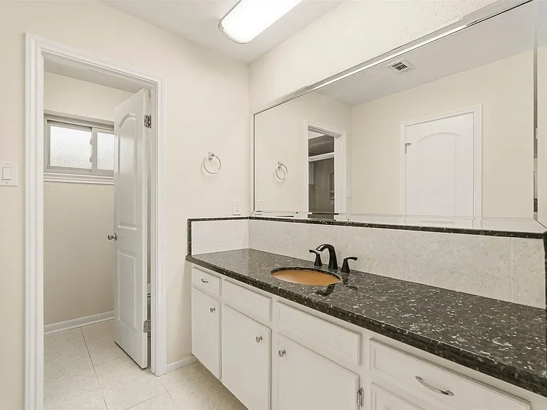 1911 Michele Dr — Photo 20
