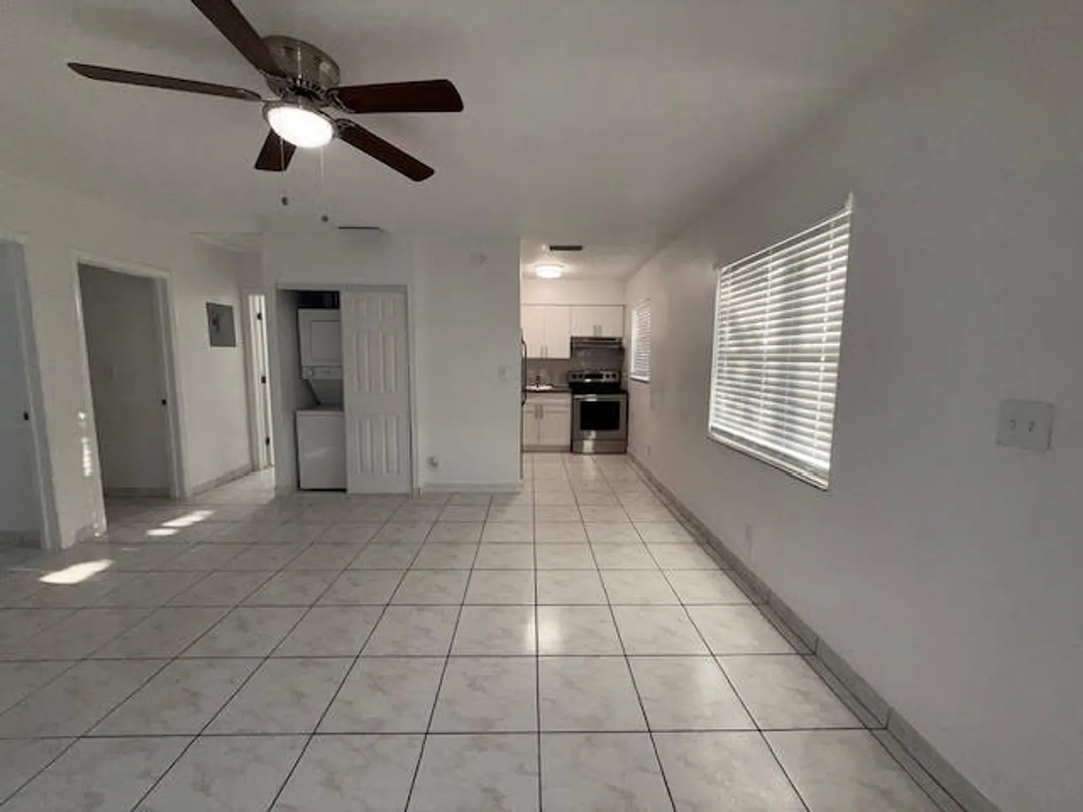 497 NW 40 Ct Oakland Park, FL 33309 — Photo 3