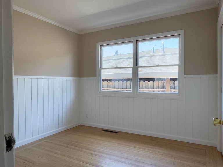 319 De Chene Ave — Photo 18