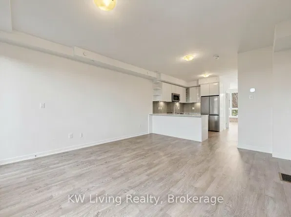 106 Green Gardens Blvd, Toronto, ON M6A 1N3