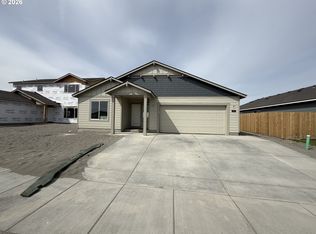 885 E Kinsley Ave, Hermiston, OR 97838