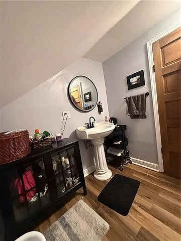 535 Bouny St — Photo 24