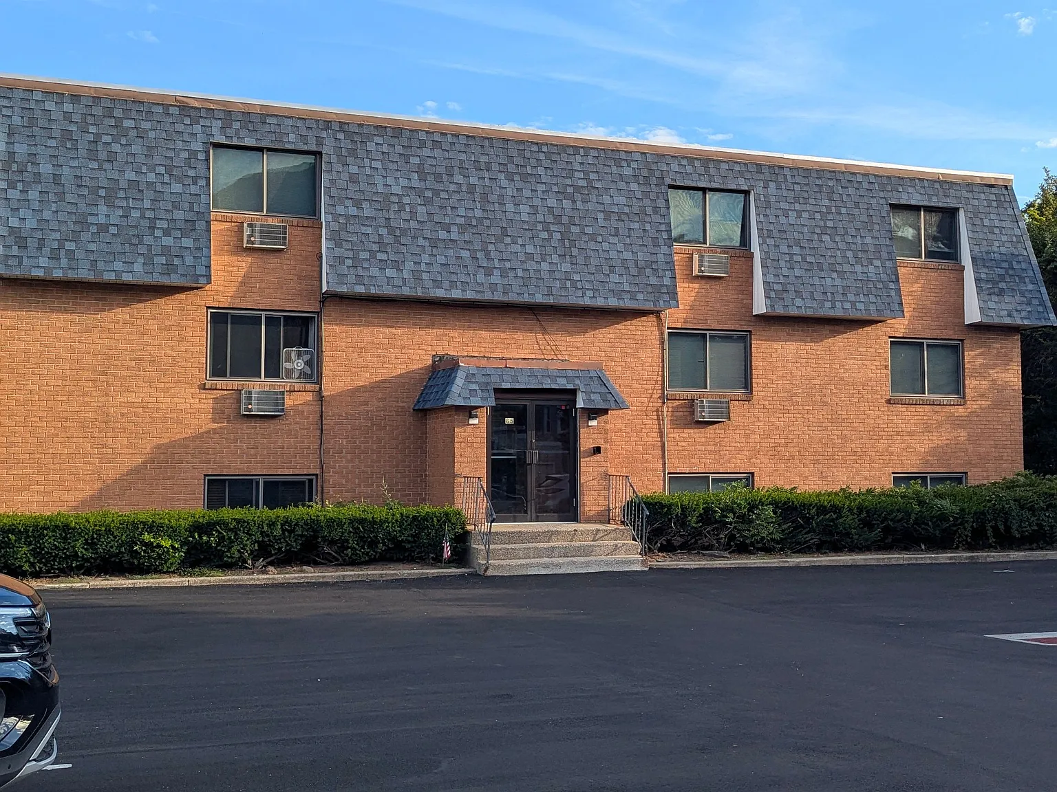 1 bed, 1.0 bath, 800 sqft, $1,600 — Photo 4