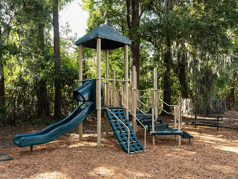 Preston Grove — Photo 17
