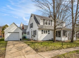 220 Park St, Plainwell, MI 49080