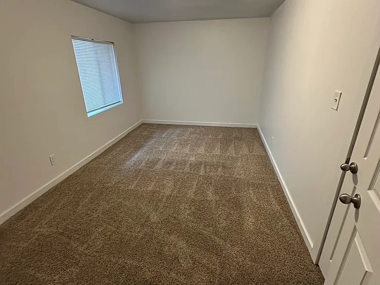 7898 N Oakwood Dr #1 — Photo 9