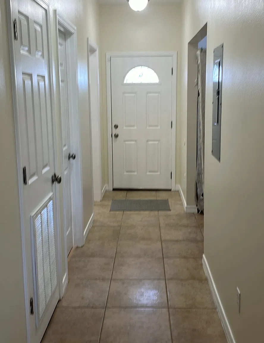 2 bed, 1050 sqft, $1,650 — Photo 3