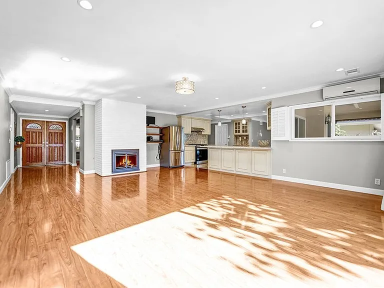 452 W Winnie Way — Photo 7