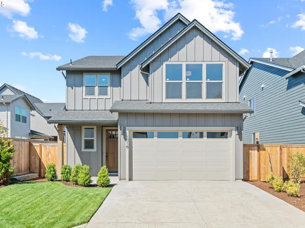 1016 NE 17th Ave, Canby, OR 97013