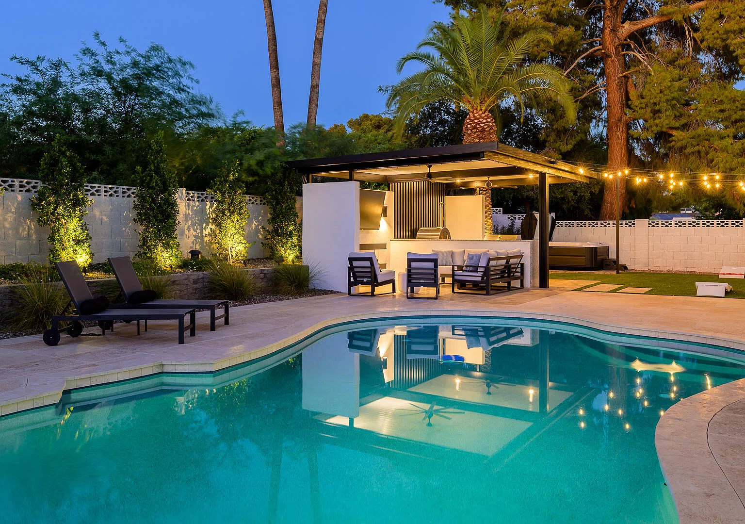 4 bed, 2.5 bath, $15,000 — Photo 1