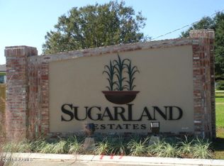 80 Sugartrace Ln, New Iberia, LA 70563