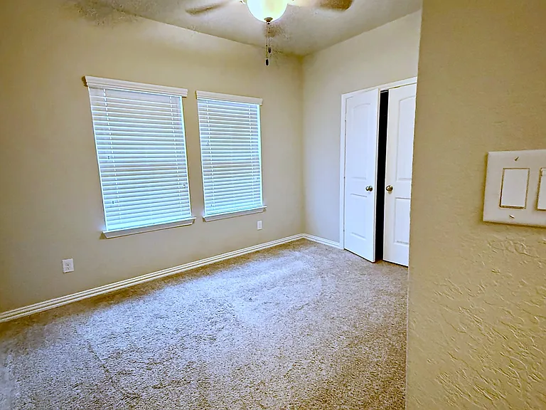 22438 Akin Nook — Photo 21