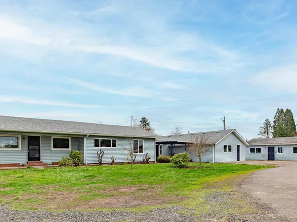 2185 Stoltz Hill Rd, Lebanon, OR 97355
