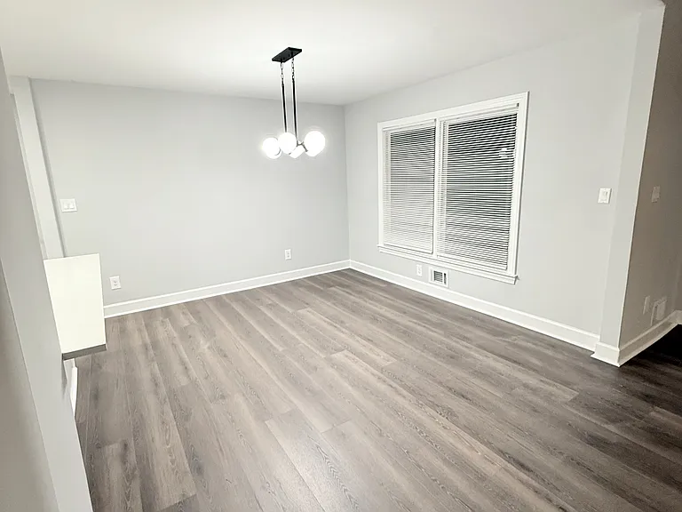 255 Dunwoody Creek Cir — Photo 19