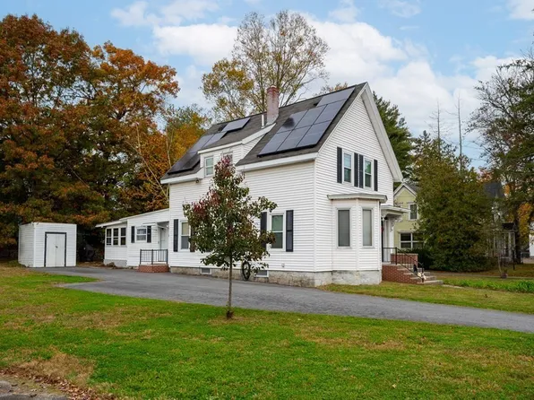 1513 Gorham St, Lowell, MA 01852