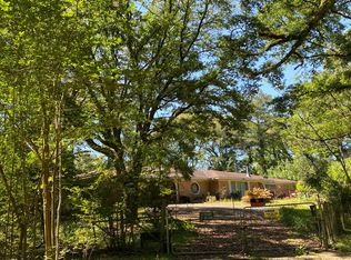 122 Sand Hill Dr, Eight Mile, AL 36613