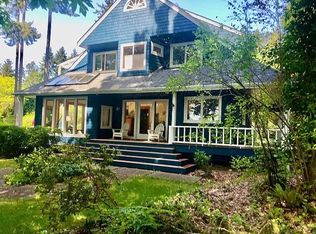 10635 Falk Rd NE #A, Bainbridge Island, WA 98110