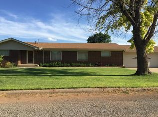 102 E Columbia Ave, Cheyenne, OK 73628