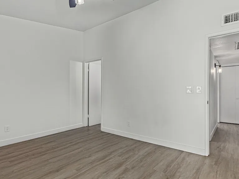 6105 S McKemy St — Photo 49
