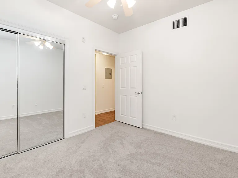 1465 C St #3301 — Photo 16