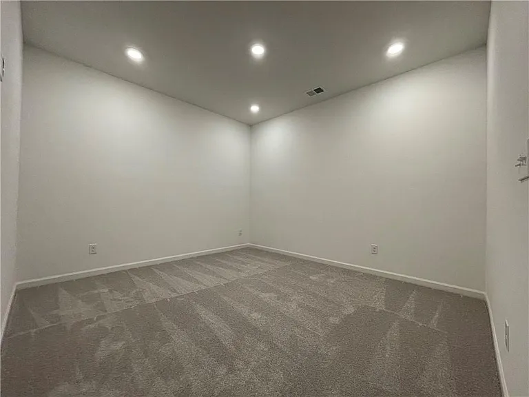 1597 Tilden Ct — Photo 46