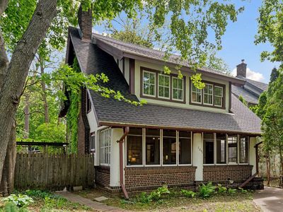 1600 Portland Ave, Saint Paul, MN, 55104