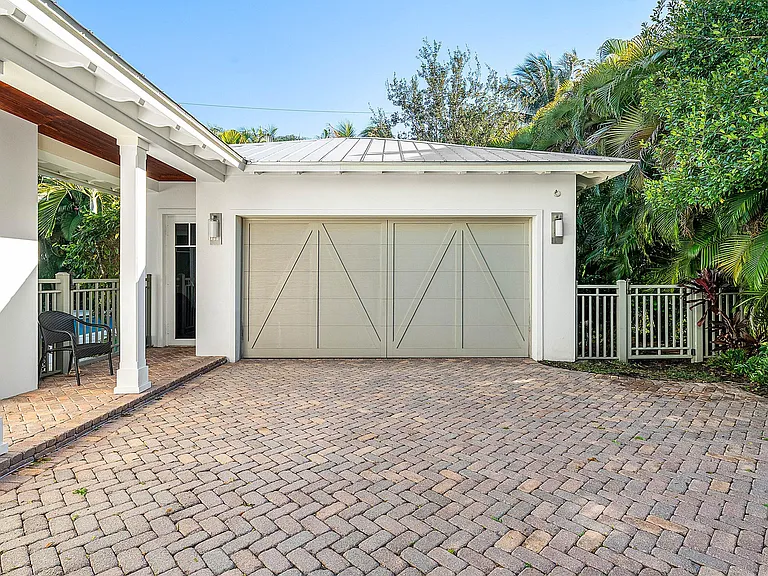 120 Grove Way — Photo 43