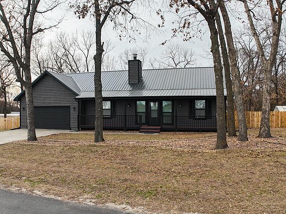 2nd image of 18533 Sterett Creek Village Dr