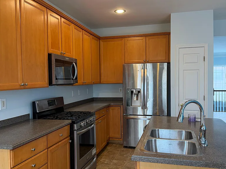 206 Raynar Ct — Photo 20