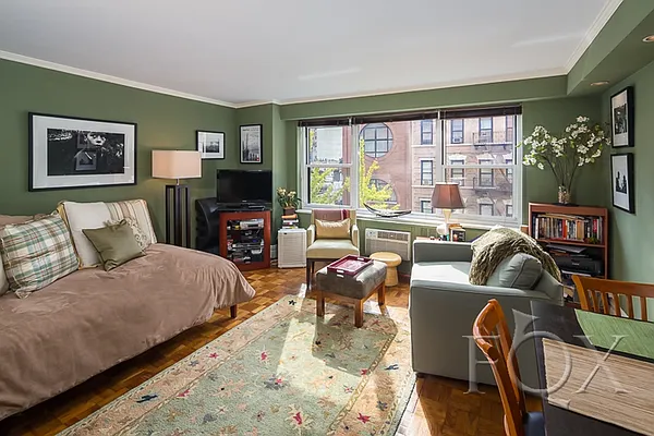 Sold by Fox Residential Group | media 2