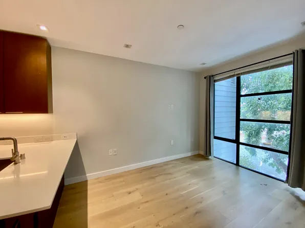 468 Clementina St #302, San Francisco, CA 94103