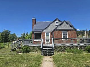 937 Harney St, Custer, SD 57730