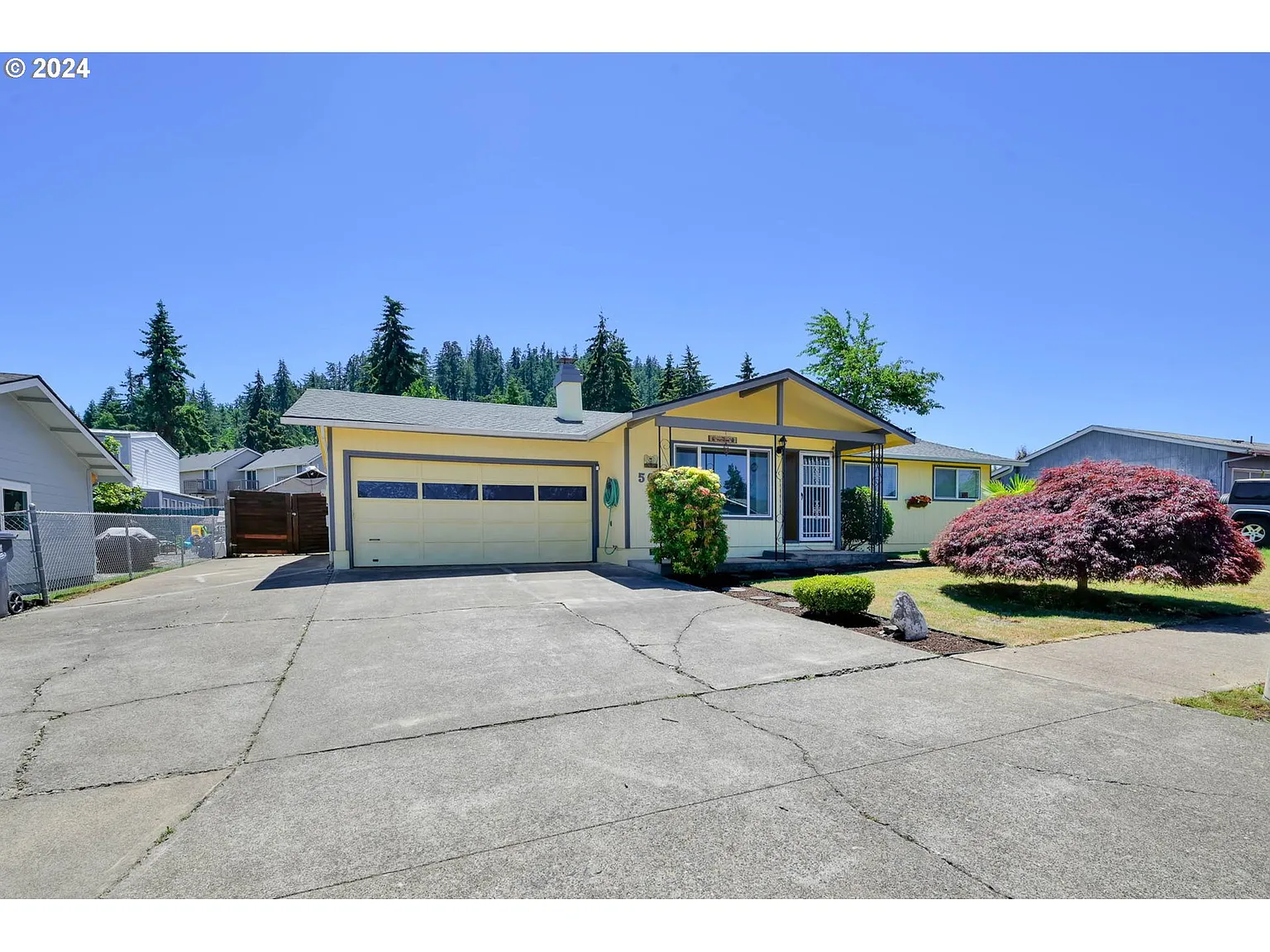 565 Evelyn Ave photo 1