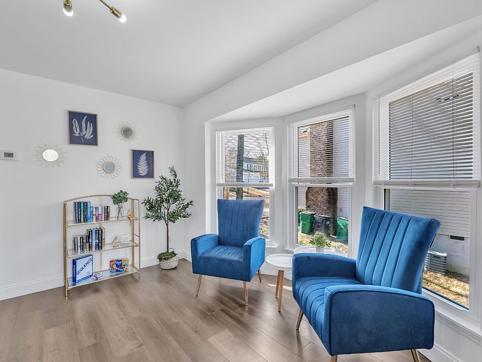Sitting Area