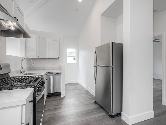 2nd image of 188 Gosnell Way #1-2