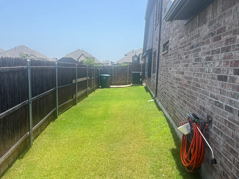 4712 Water Lily Ln — Photo 6