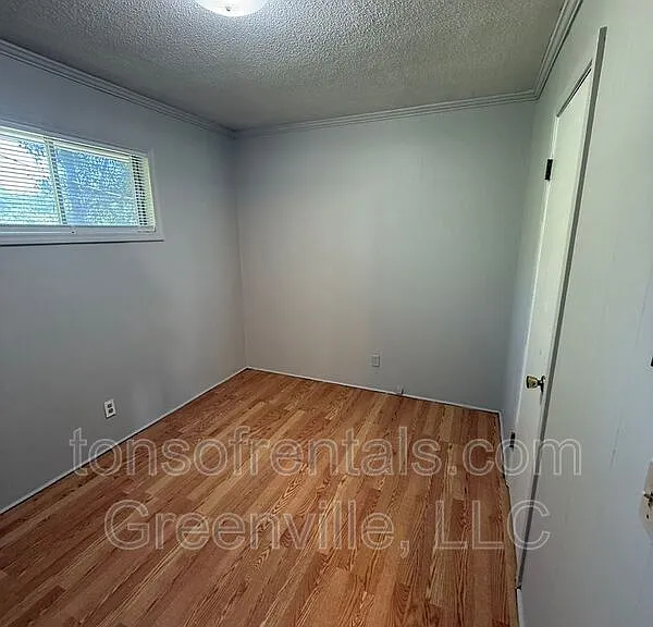 133 C Pleasant Dr — Photo 7