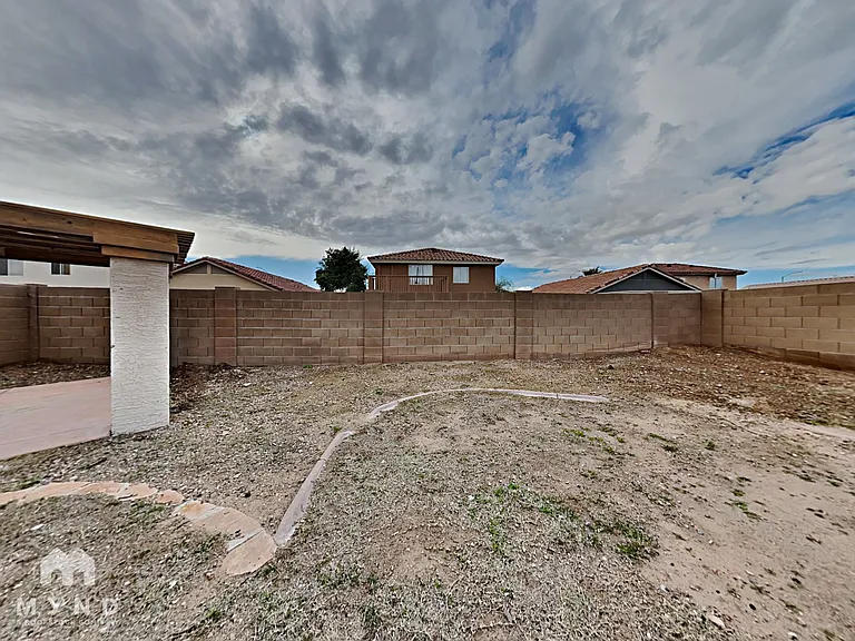 11821 W Cortez St — Photo 20