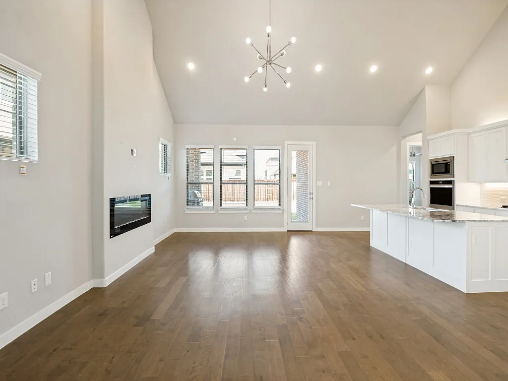 4 bed, 2846 sqft, $4,600 — Photo 4