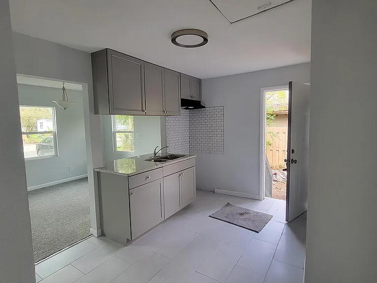 5230 Amazon Ave — Photo 6