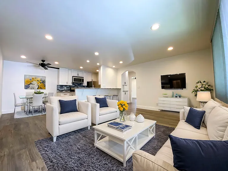 5513 Fulcher Ave #11 — Photo 7
