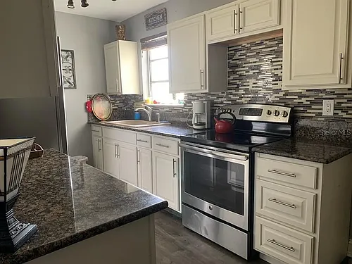 21346 Meehan Ave Photo 1
