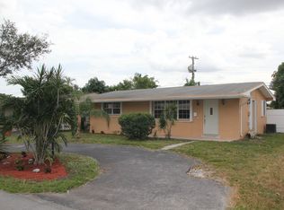 7810 NW 10th St, Pembroke Pines, FL 33024