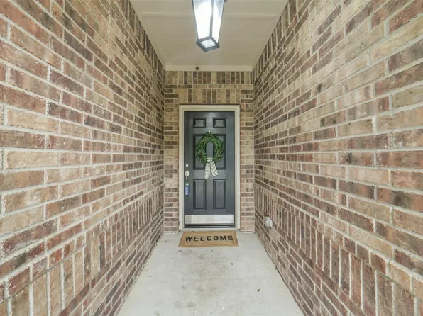 30815 W Lost Creek Blvd, Magnolia, TX 77355