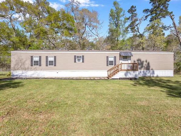 160 Rolling Hills Dr, Lumberton, TX 77657