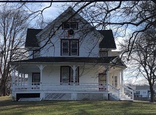 35 Tennent Rd, Morganville, NJ 07751